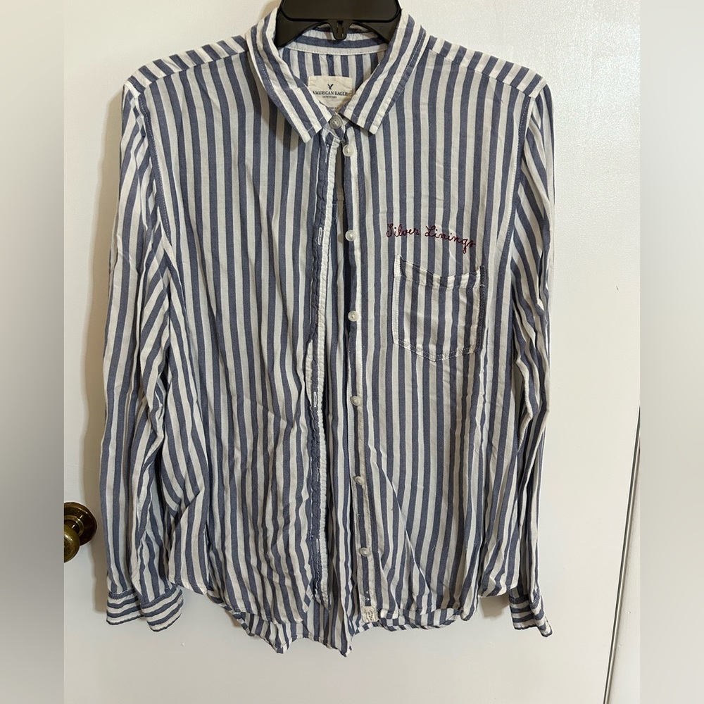 American Eagle button shirt